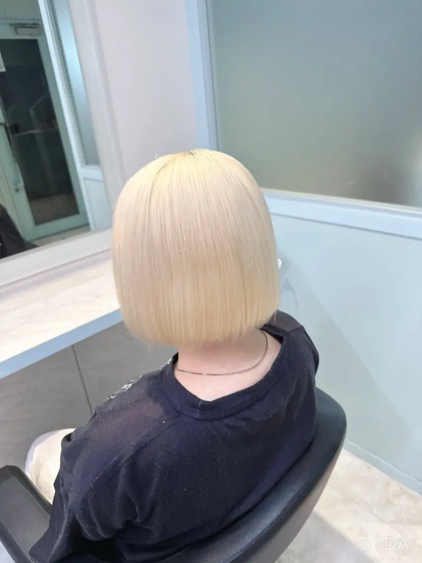 ロング ヘアカラー ツヤ髪ハイトーン💖 💫Hikaru💫のヘアスタイル