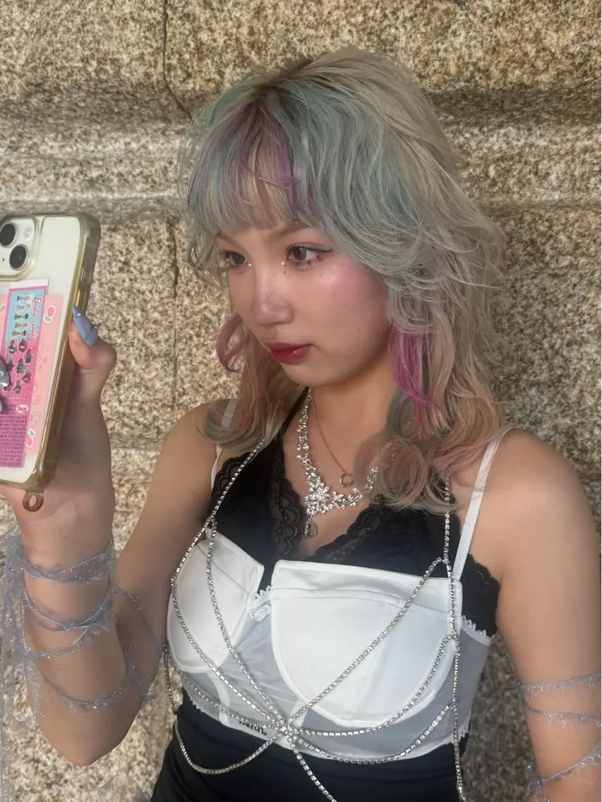 ミディアム カラー ヘアアレンジ minto/ パーマモデル募集中のヘアスタイル