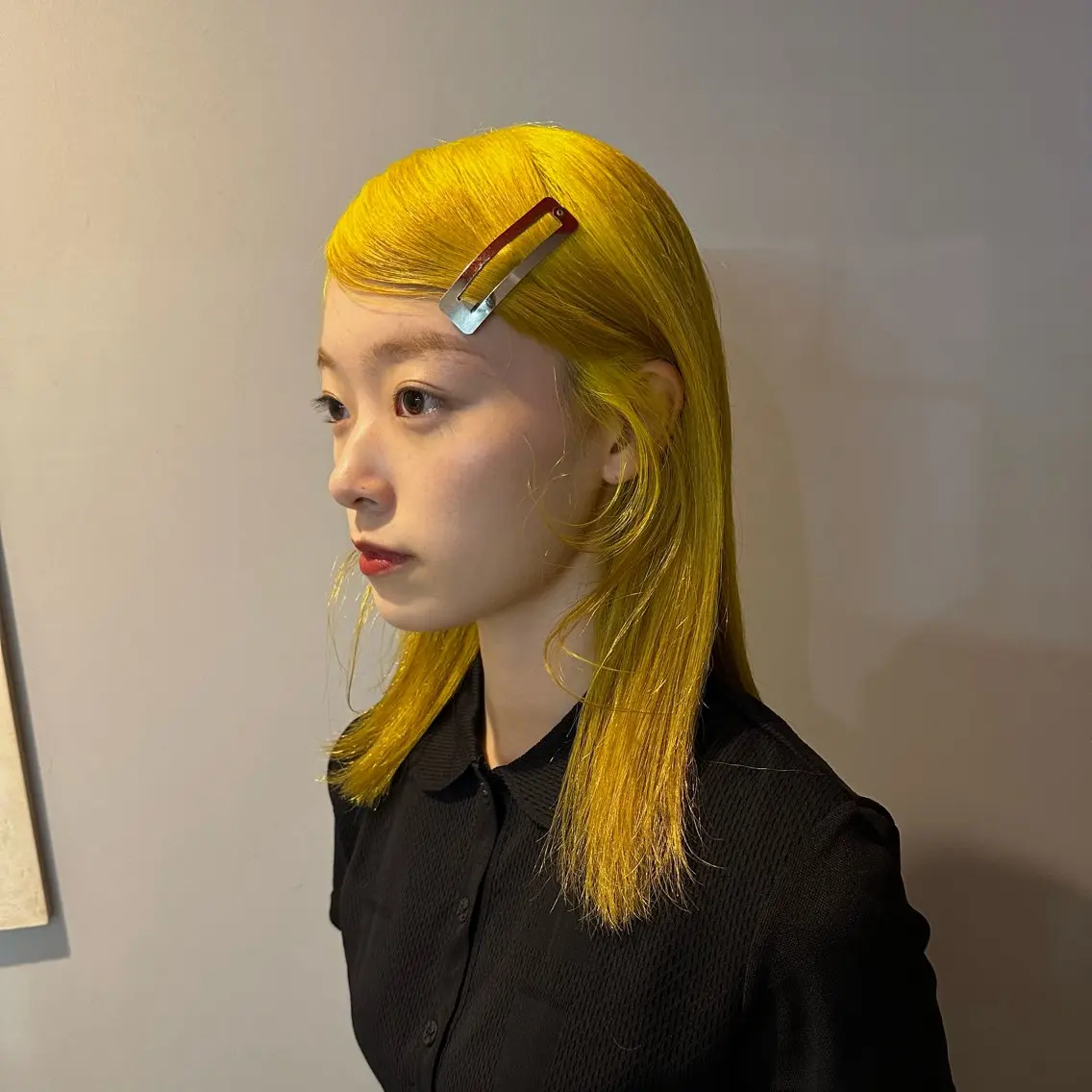 ミディアム カラー 佐藤 しずくのヘアスタイル