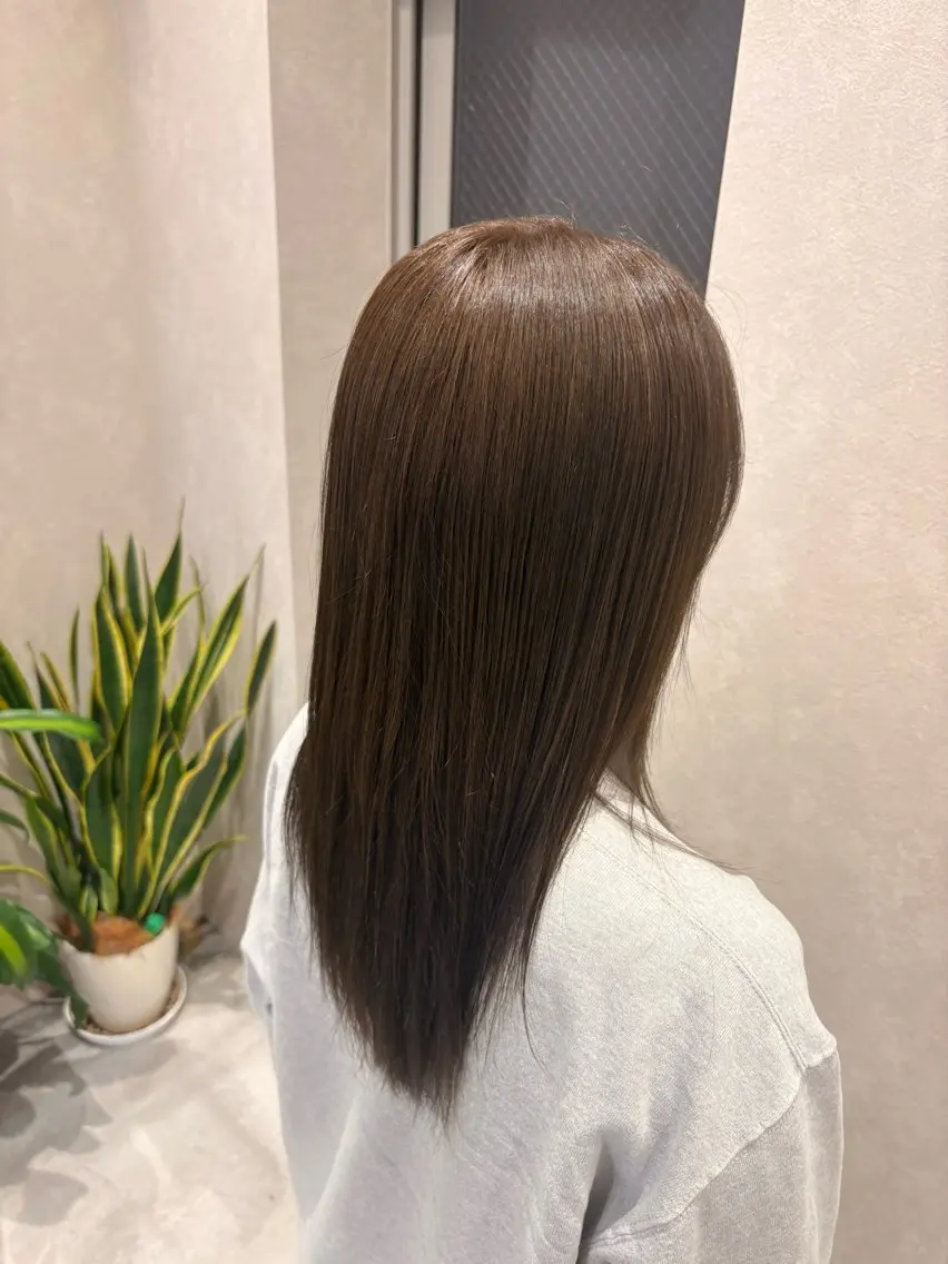 カラー グレージュ オリーブグレージュ オリーブグレー ヘアカラー 谷部 流希斗のヘアスタイル