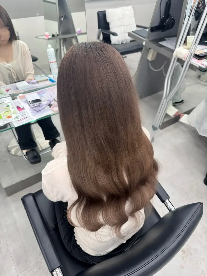 ロング シールエクステ エクステ ハイライト ロング エクステ 横浜 エクステ🎀/ カラー🌙┊︎もものヘアスタイル