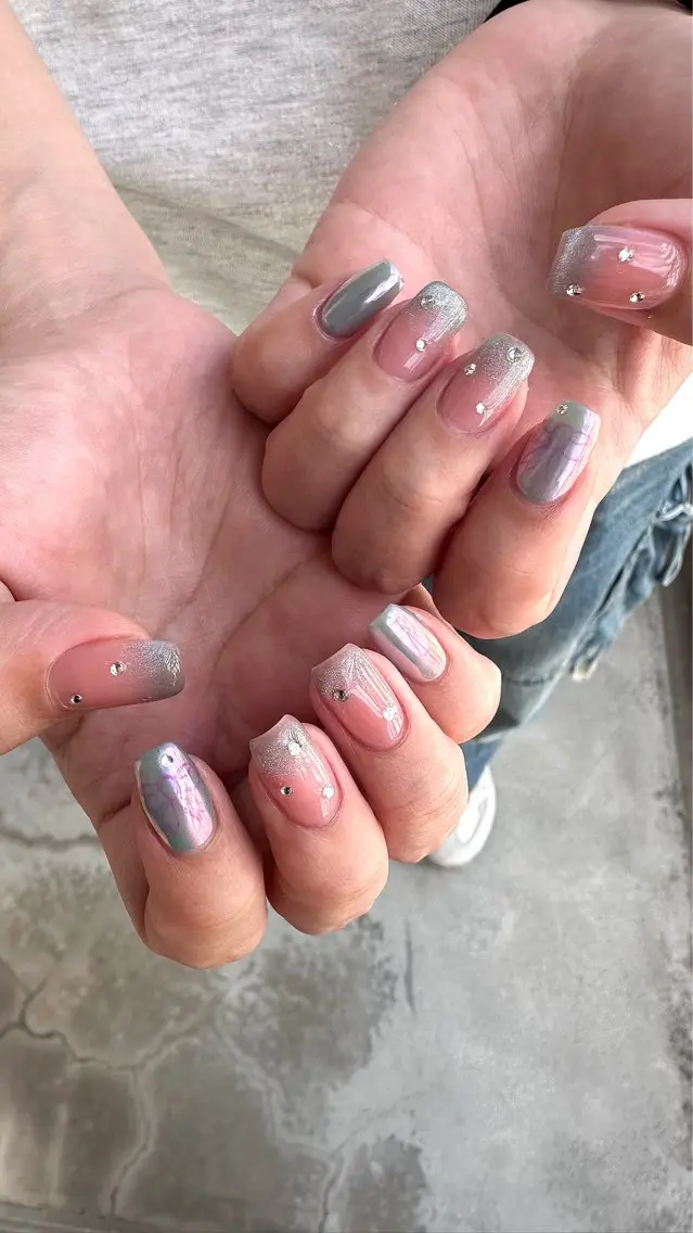 ネイル カジュアル フラッシュネイル ガーリー ラメ(グリッター) ハンドネイル nail campのネイルデザイン