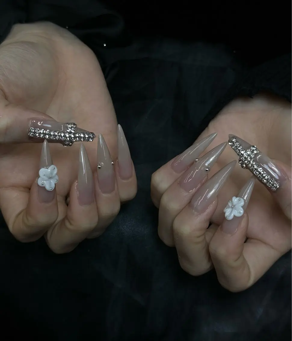 ネイル Iconic Nailのネイルデザイン