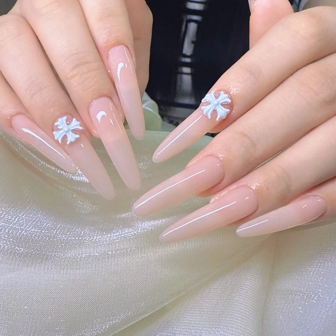ネイル ハンドネイル Rose nail💅のネイルデザイン