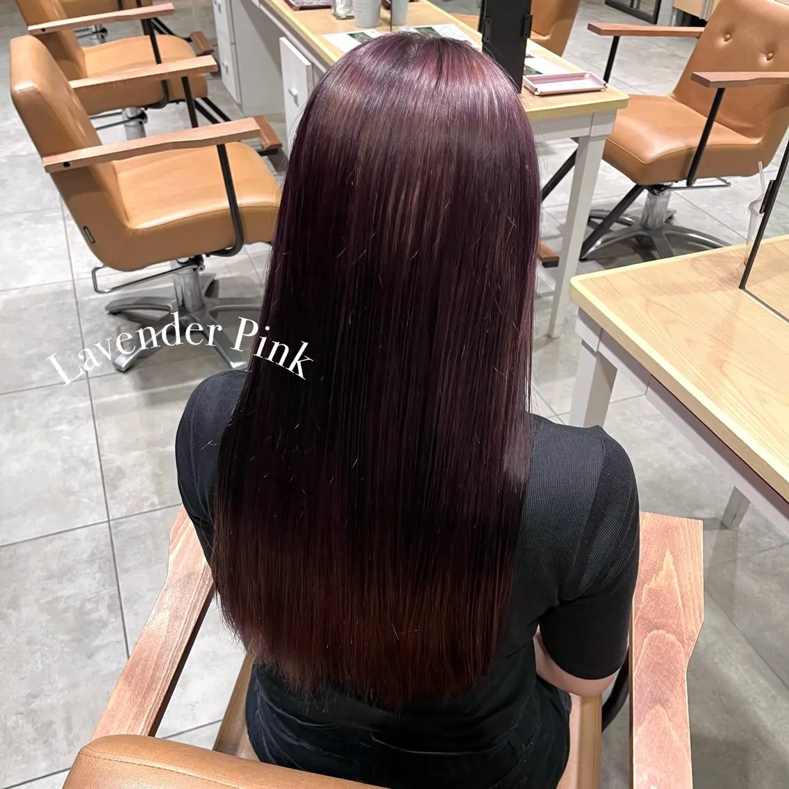 カラー 新谷 春日のヘアスタイル