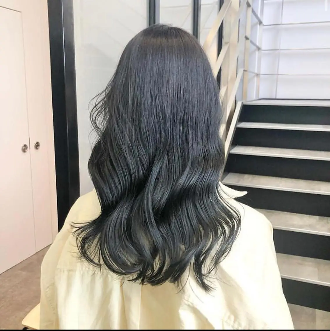 セミロング カラー パーマ ヘアアレンジ メンズ キッズ 子どものヘアアレンジ メンズ韓国風 ブルーカラー 透明感カラー グレージュ stylist 🌸 kana.のヘアスタイル