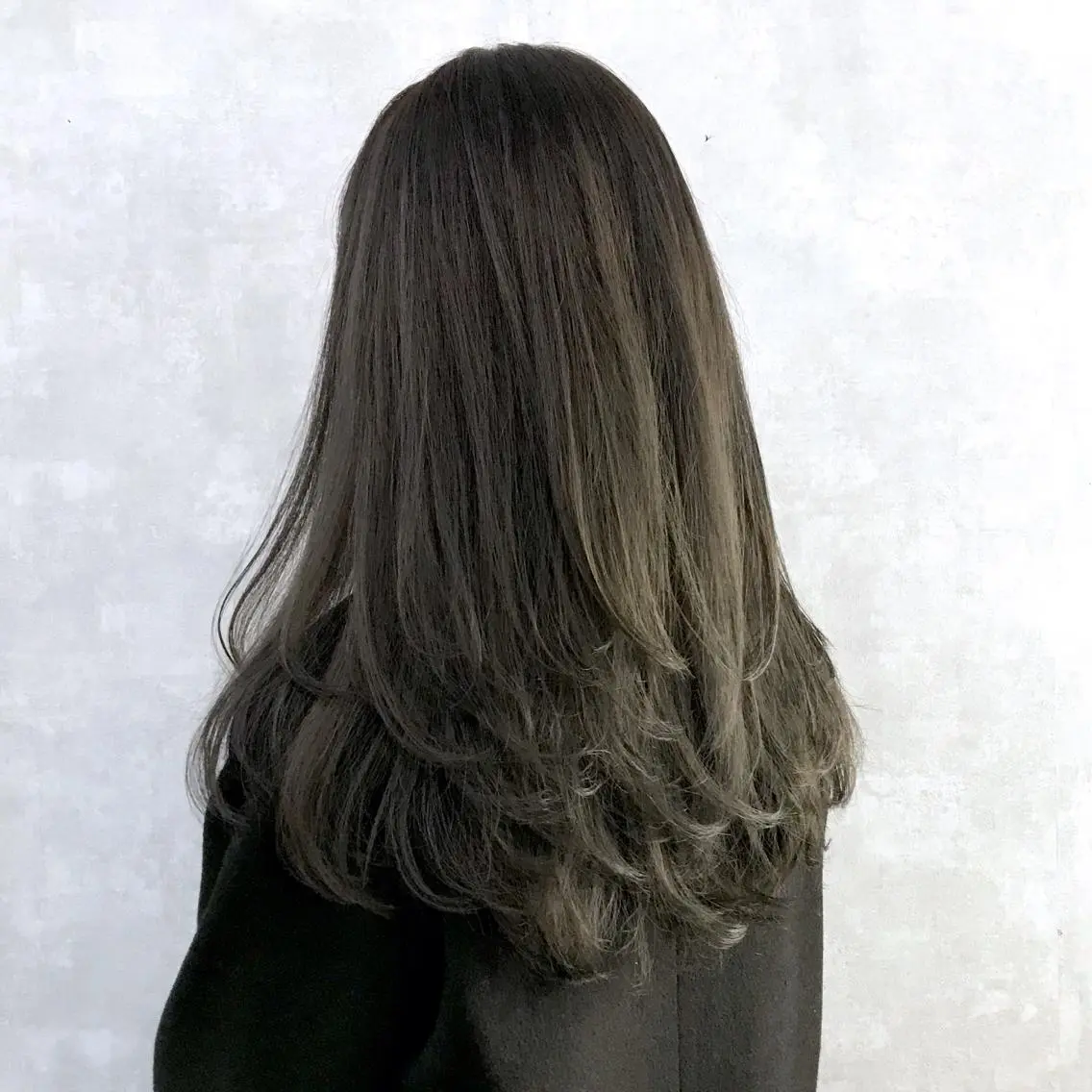 ロング ヨシンモリ ムルギョル巻き 韓国風ヘア レイヤーカット シースルーバング K-POP好き美容師 🇰🇷Kai.Yのヘアスタイル