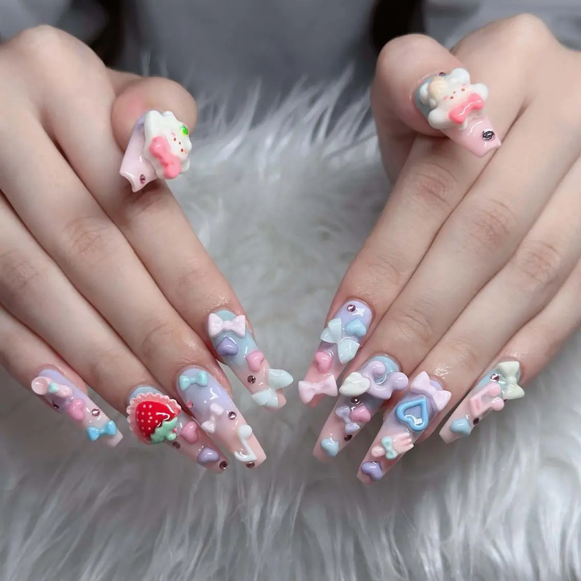 ネイル チークネイル フレンチネイル キラキラネイル 韓国ネイル マグネットネイル ハンドネイル Sakura h.babynailのネイルデザイン