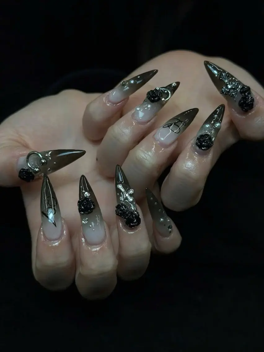 ネイル HAPPI NAIL . LEEのネイルデザイン