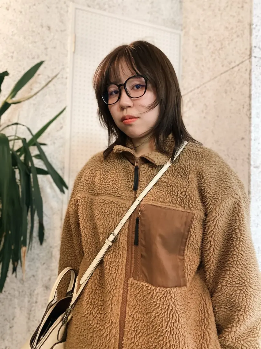 ミディアム カラー KOOKI スティードトーキョーのヘアスタイル