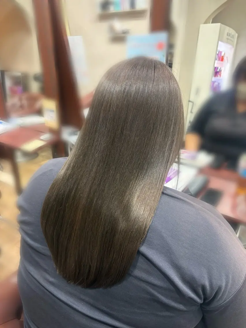 ロング 甲斐 千尋のヘアスタイル