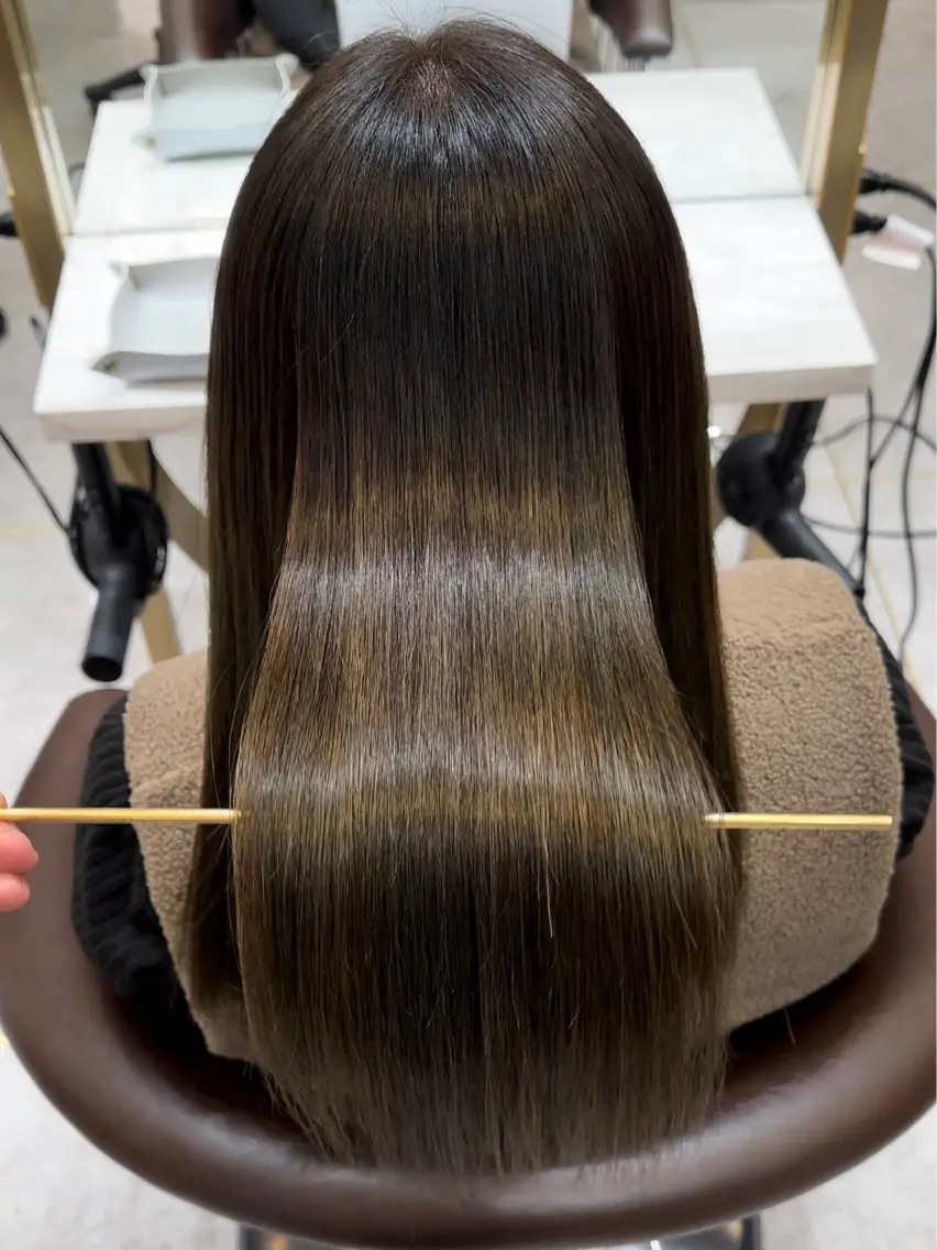【まとめて1日で🪄🫧】カット✂️➕縮毛矯正➕透明感カラー🫧➕クイックトリートメント(超音波アイロンサービス✨️)の写真