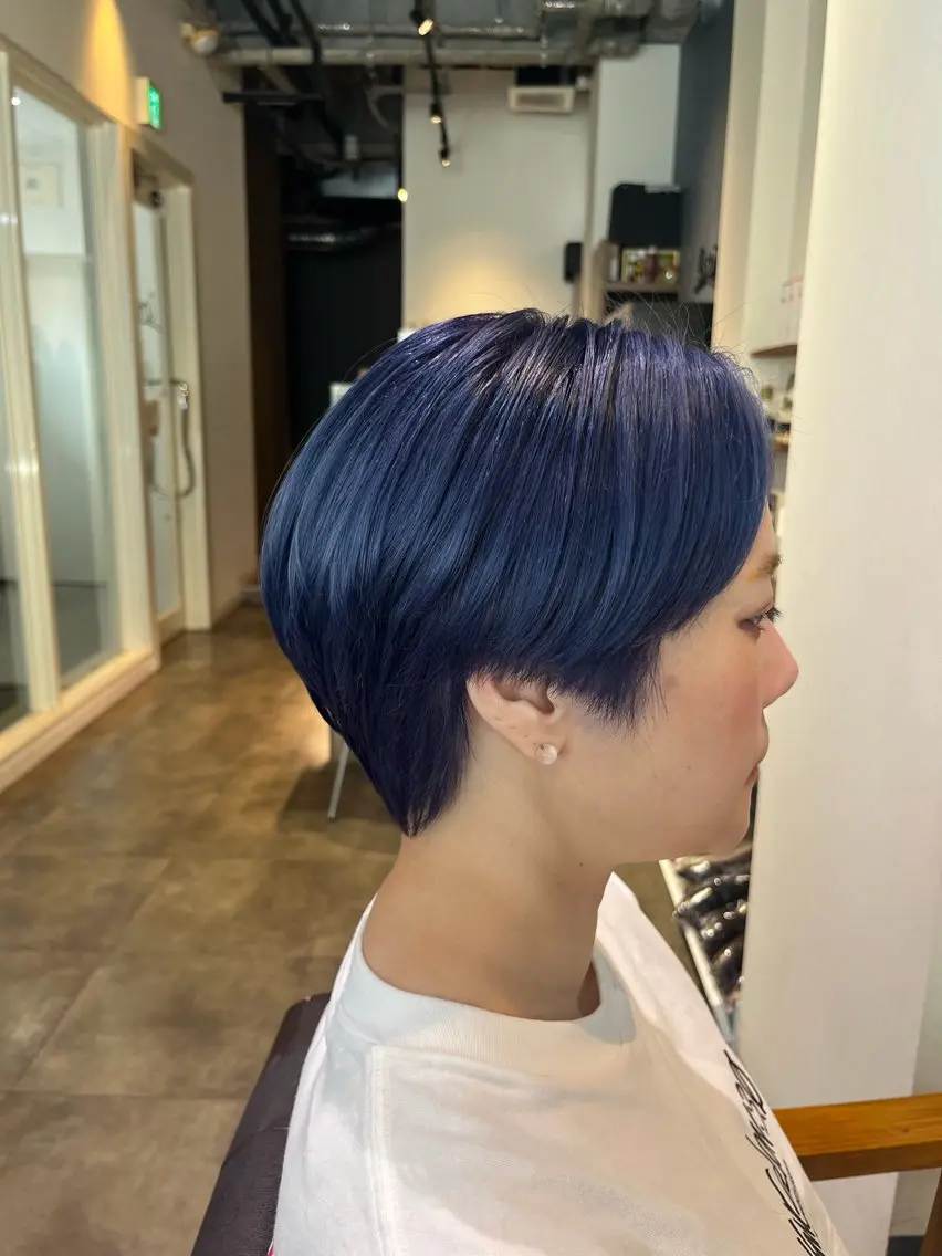 ショート カット ヘアカラー loup yunaのヘアスタイル