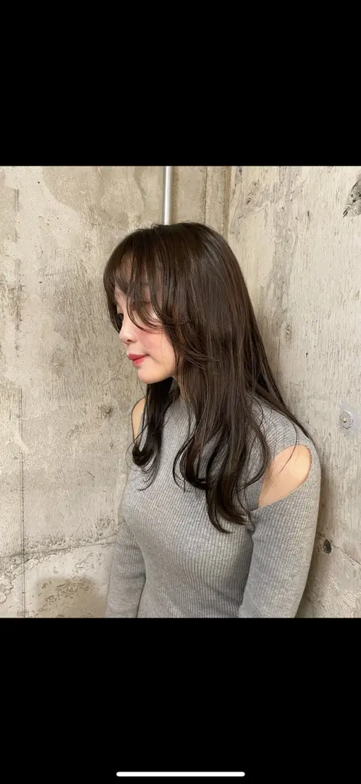 ロング カラー 盛山 莉々華のヘアスタイル