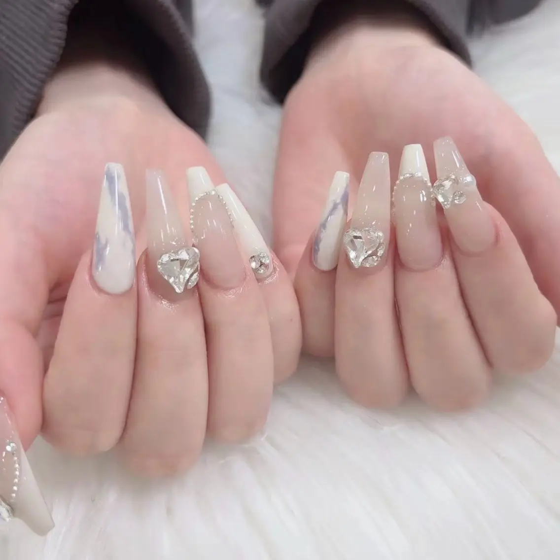 ネイル ハンドネイル Luna Gladeのネイルデザイン