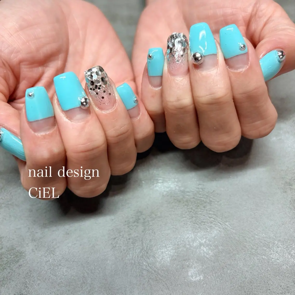 ネイル ブルー ストーンネイル ハンドネイル CiEL Maikoのネイルデザイン