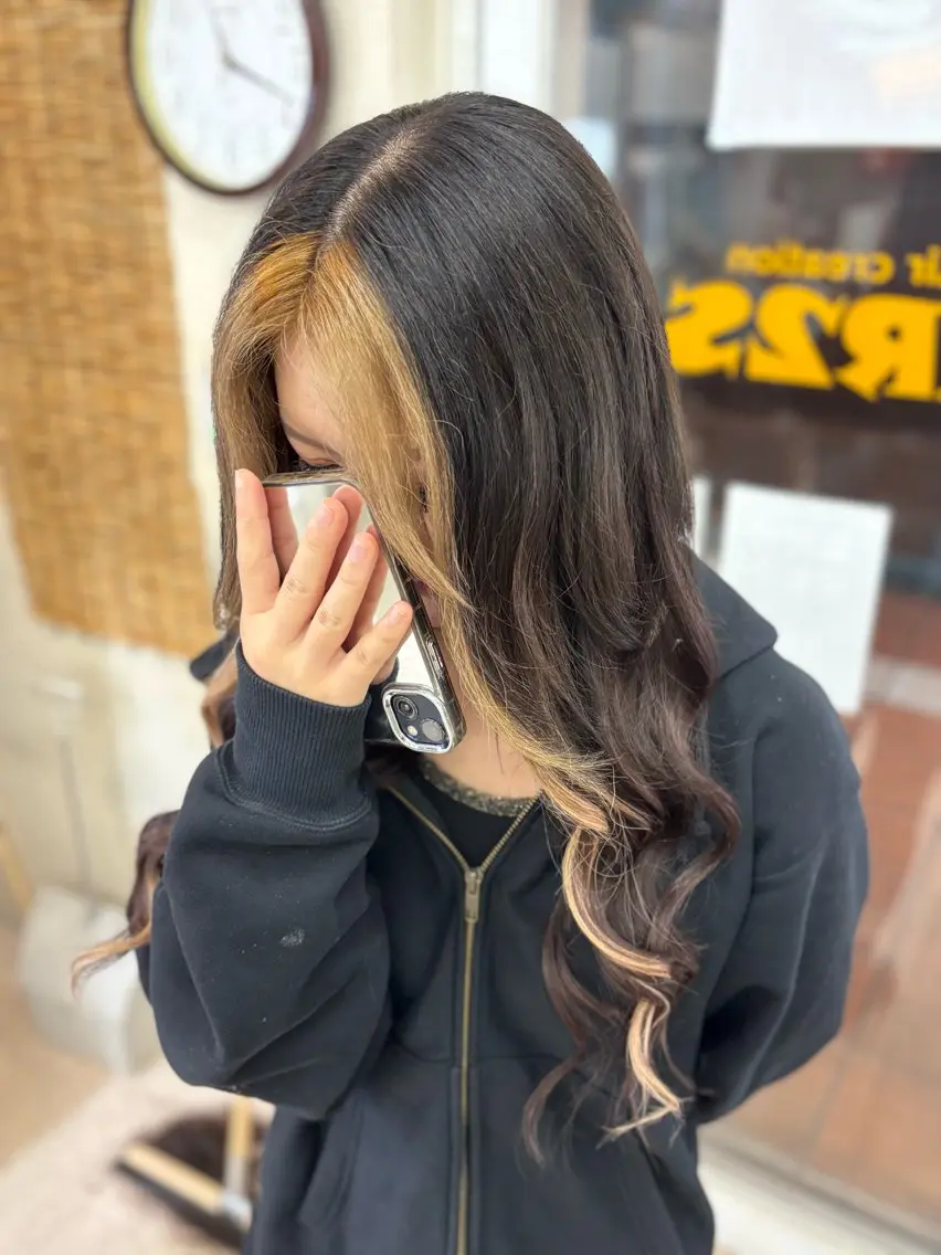 ロング ロング 艶カラー🫧/シール エクステRYOKAのヘアスタイル