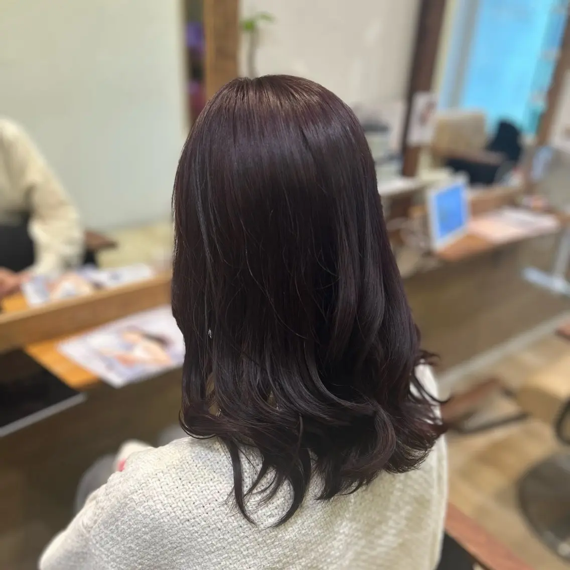 ミディアム カラー 暖色/ダブルカラー 💜 Sena 🎀のヘアスタイル