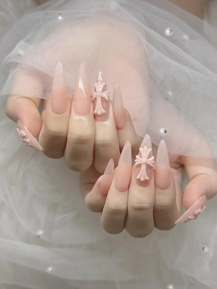 ネイル ハンドネイル Lee  Nails リーリンのネイルデザイン