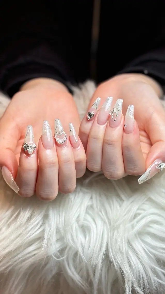 ネイル キラキラネイル 韓国ネイル マグネットネイル 夏ネイル ワンホンネイル ハンドネイル Sully Nail Labのネイルデザイン