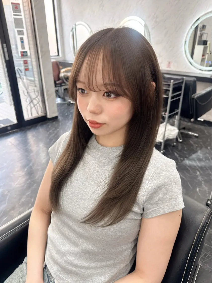 セミロング stylist Momoのヘアスタイル