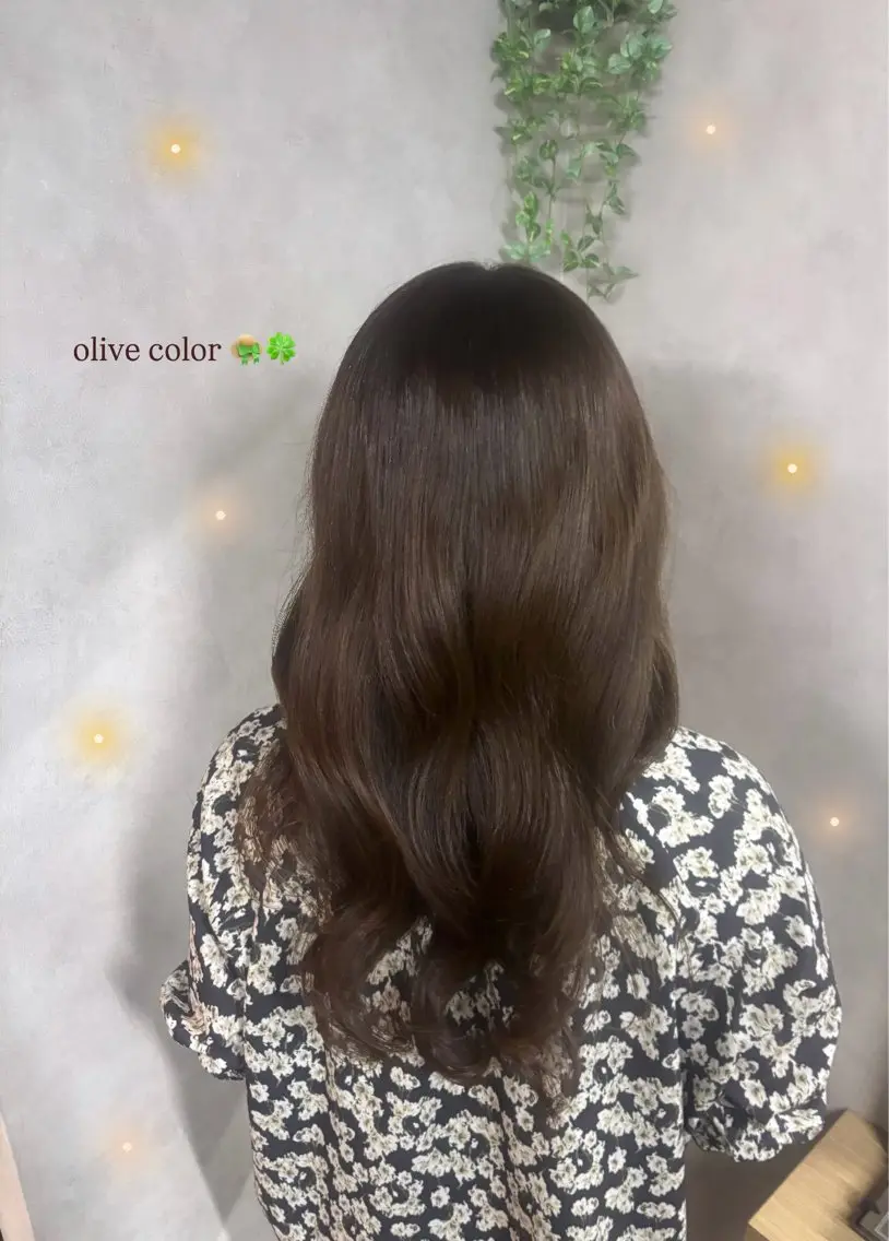 ロング カラー ブリーチ 透明感カラー ブリーチなしカラー オリーブカラー オレンジ 塩島 彩織 🎀✩⡱のヘアスタイル
