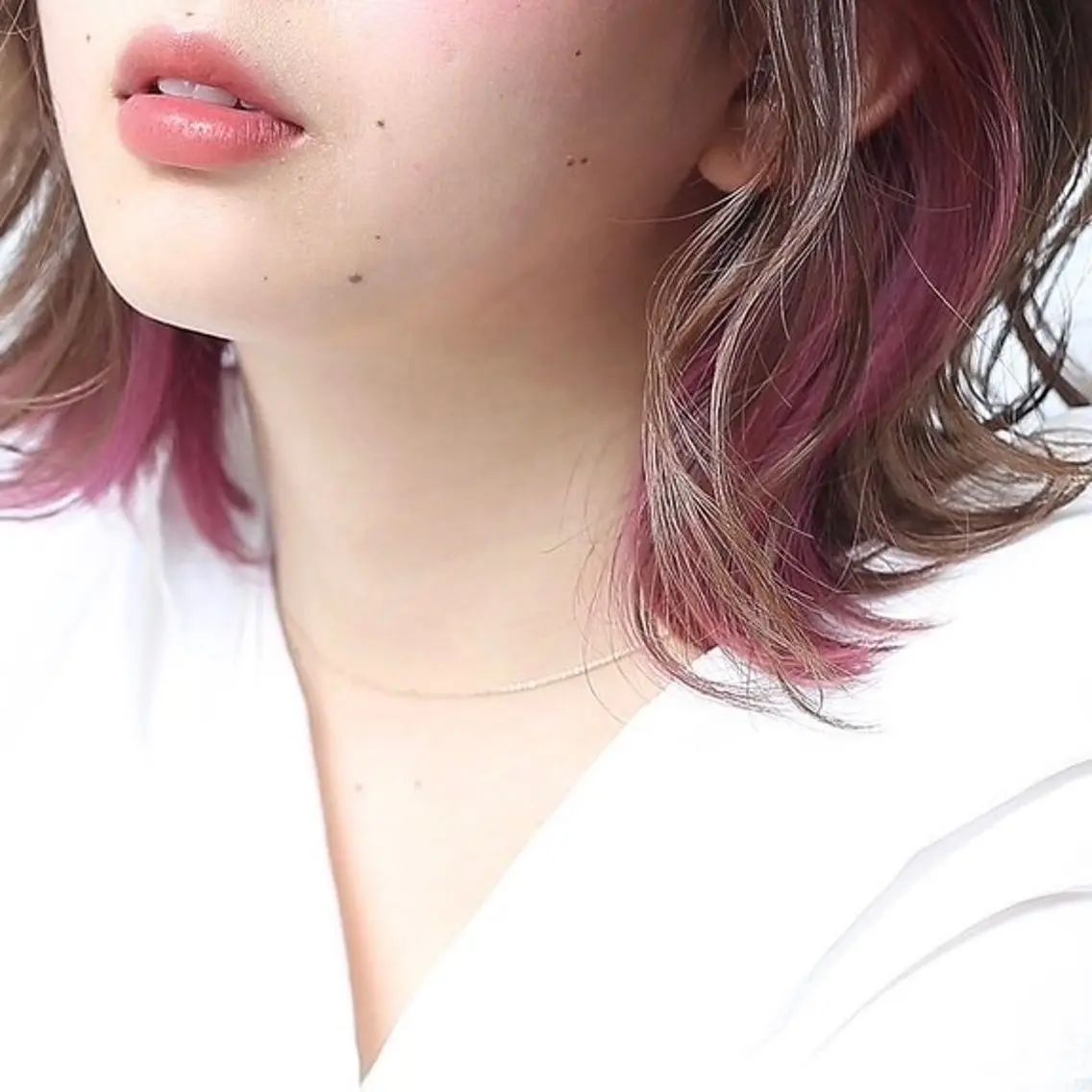 ミディアム カラー 齊藤 奈美のヘアスタイル