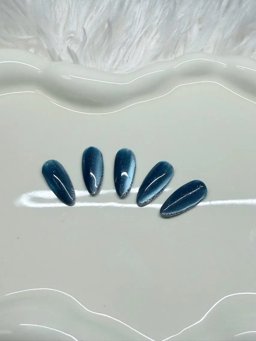 ネイル ハンドネイル ハンドケア リン リンのネイルデザイン