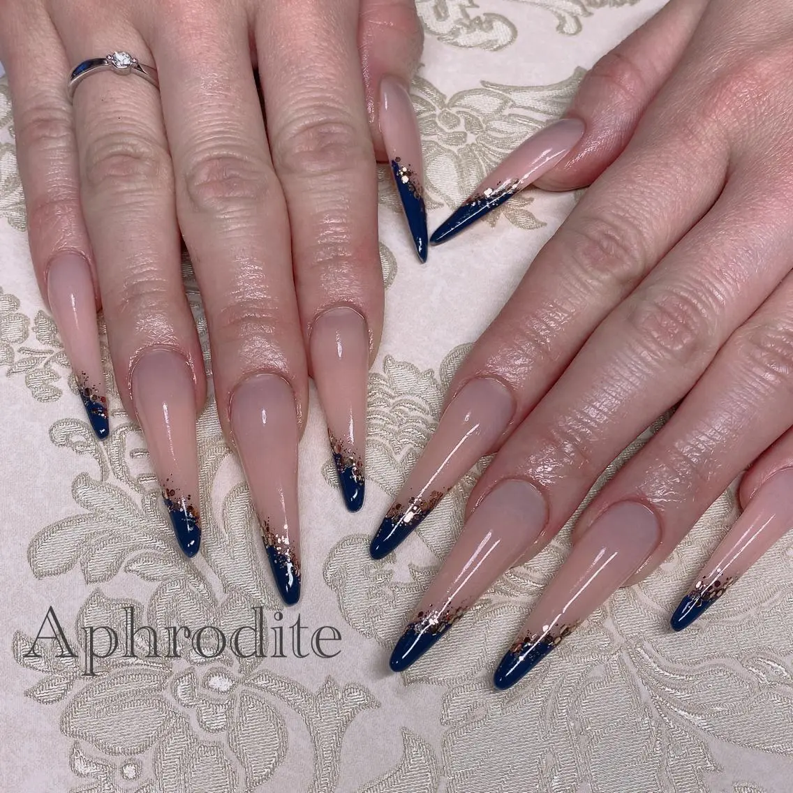 ネイル ロングネイル シンプルネイル Aphrodite パラジェル認定サロンのネイルデザイン