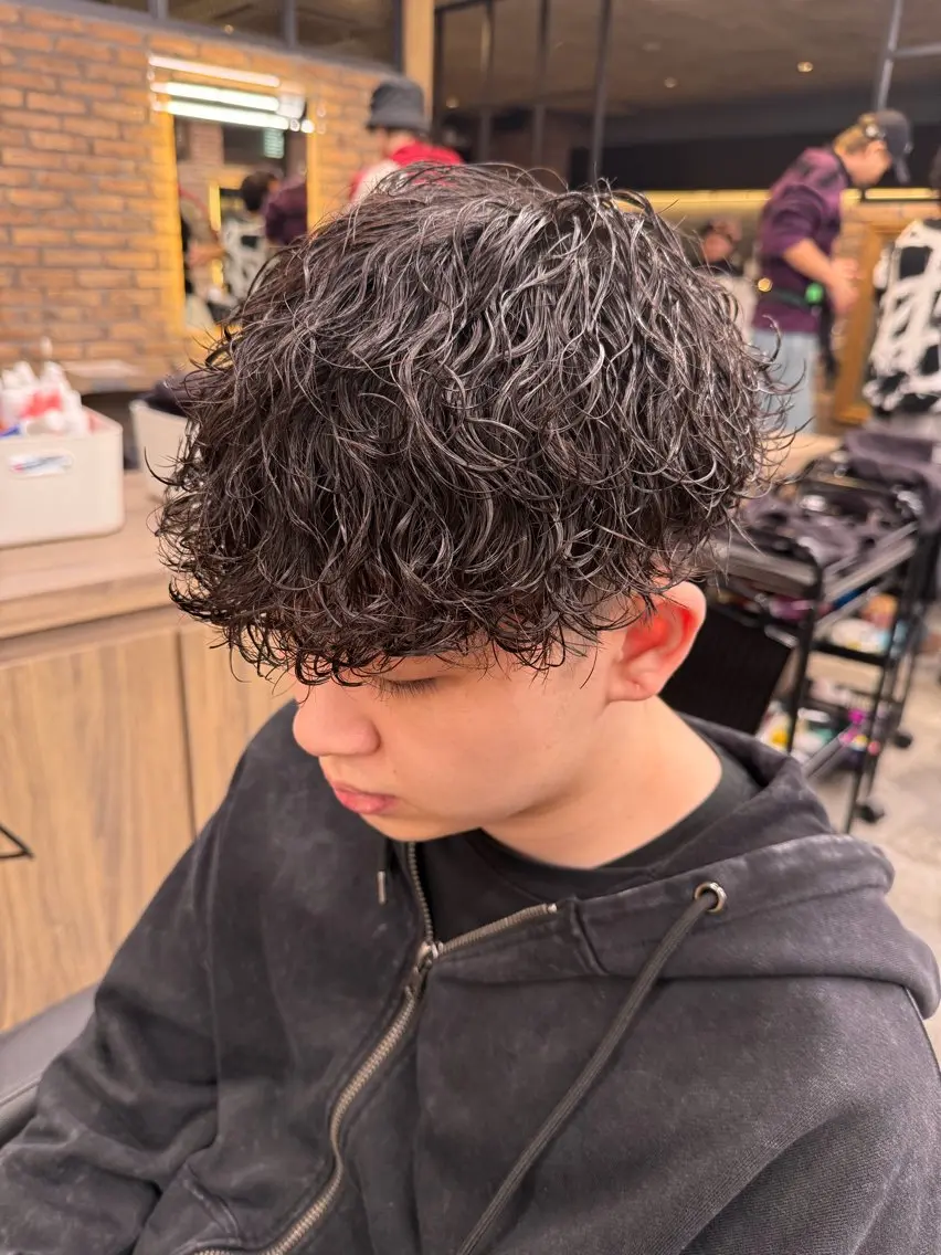 ショート カラー パーマ ヘアアレンジ メンズ キッズ メンズパーマ 小顔カット ニュアンスパーマ メンズ特化/カラー /せなのヘアスタイル