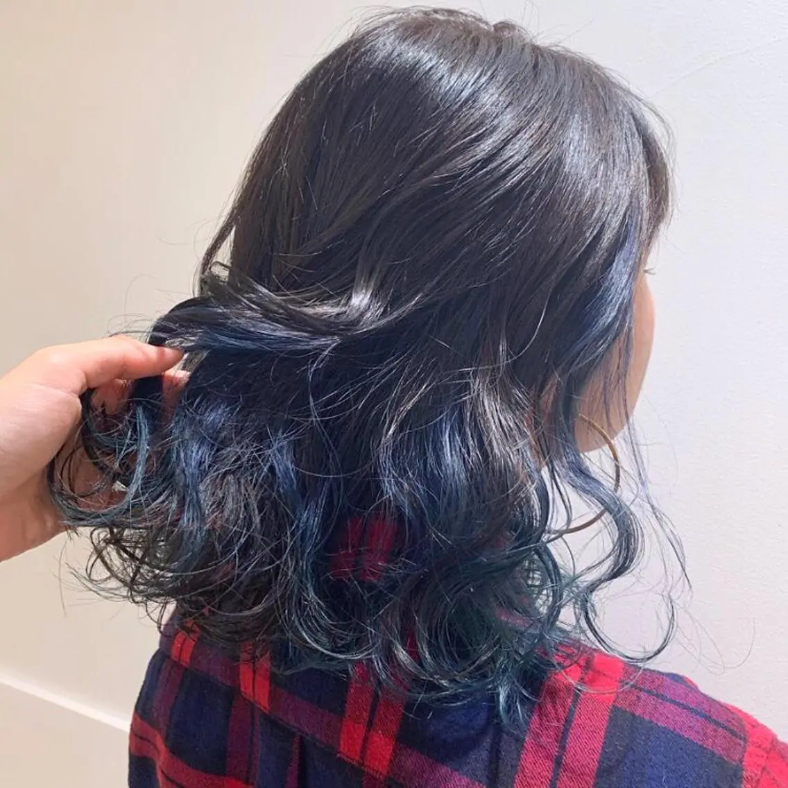 セミロング カラー ブルーカラー グレージュ インナーカラー ヘアカラー sano sayakaのヘアスタイル