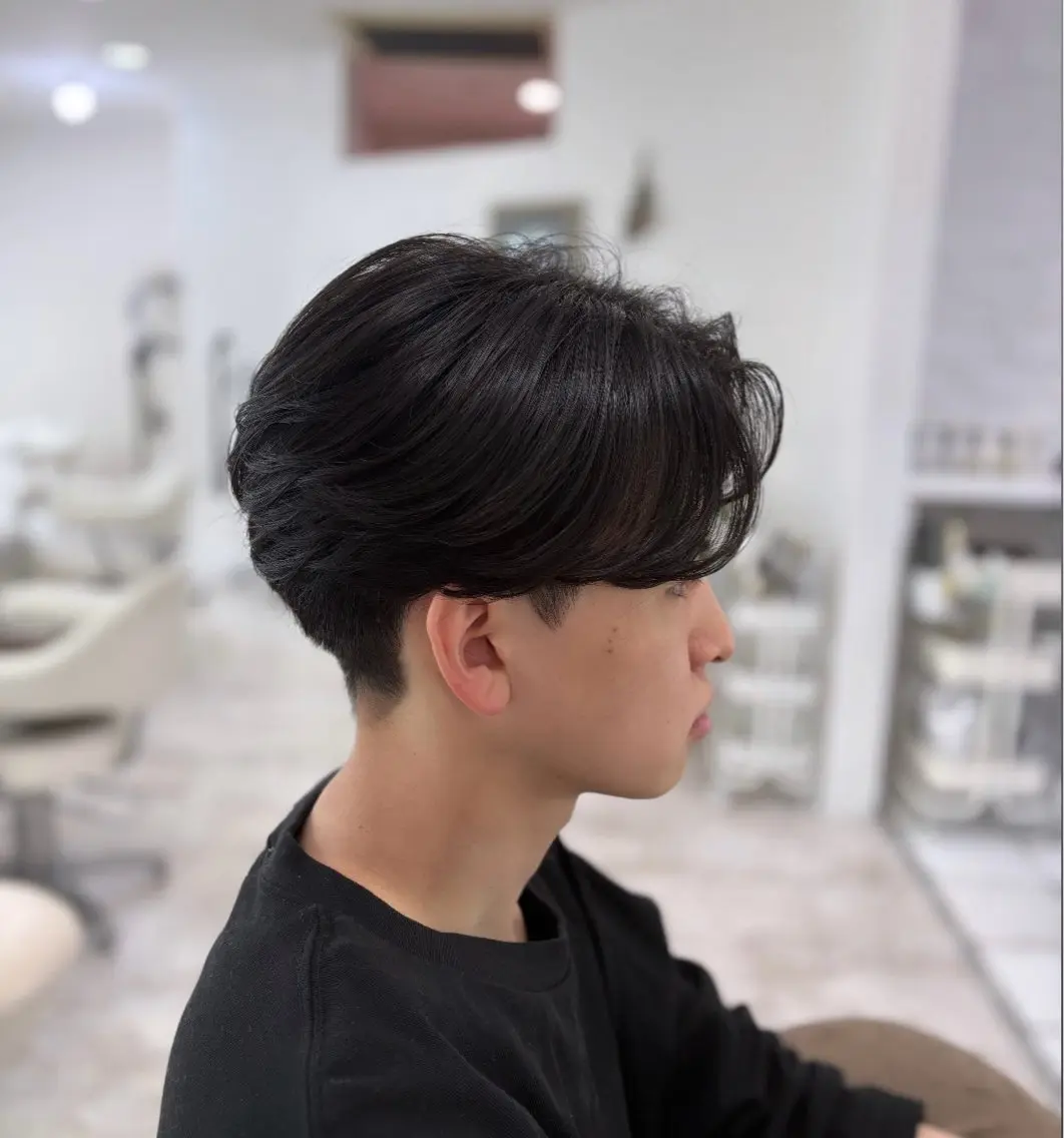メンズ センターパート カット 阿部 渓太のヘアスタイル