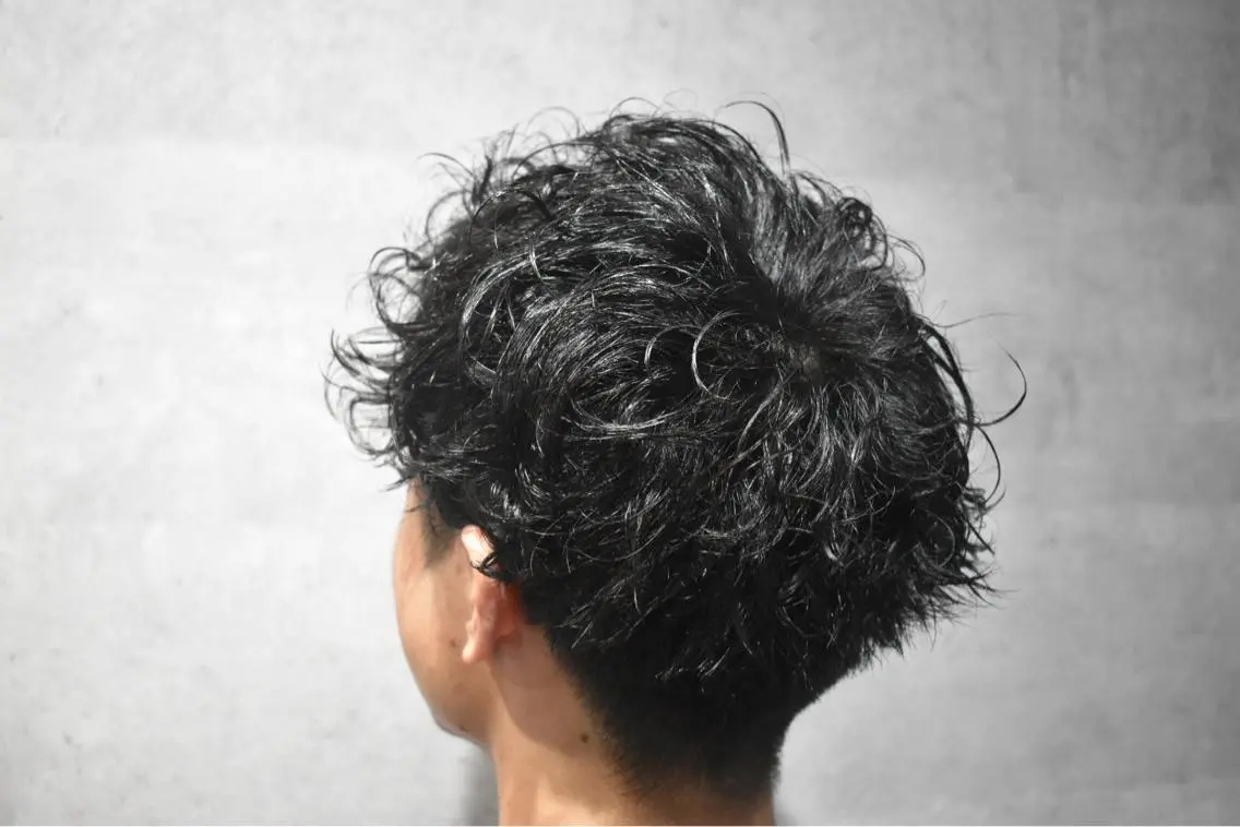 ミディアム パーマ メンズ カット パーマ ヘアセット 中西 将斗のヘアスタイル