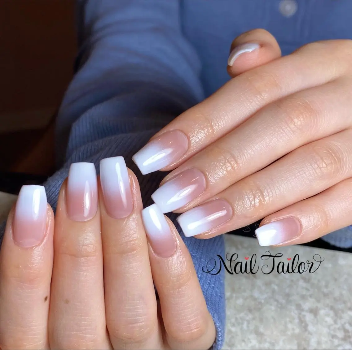 ネイル 長さ出し ジェルネイル グラデーション ネイルチップ ホワイト NailTailor ネイルテイラーのネイルデザイン