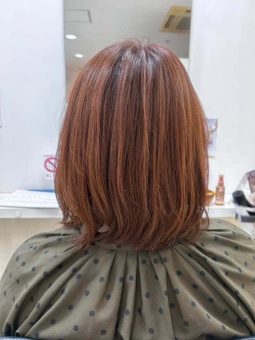 ミディアム 若松 絵美のヘアスタイル