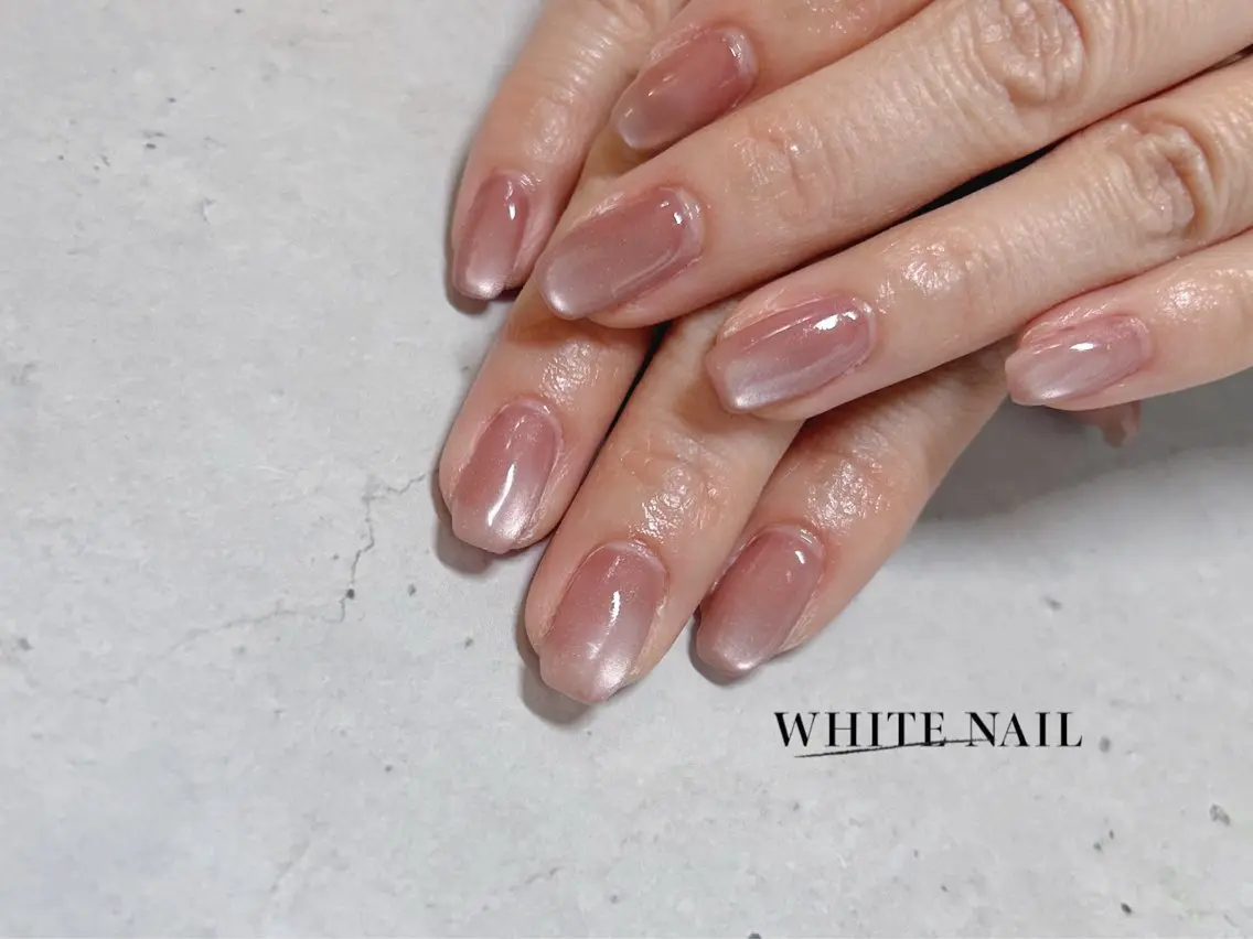 ネイル マグネットネイル ハンドネイル WHITE NAIL ホワイトネイルのネイルデザイン