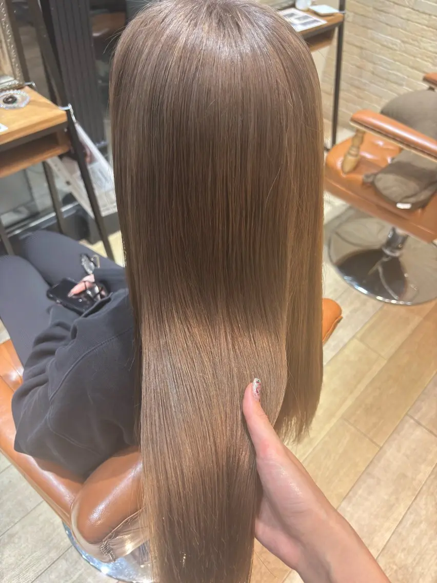 ロング カラー ヘアカラー トリートメント Karin／ レイヤーブリーチ🥀のヘアスタイル