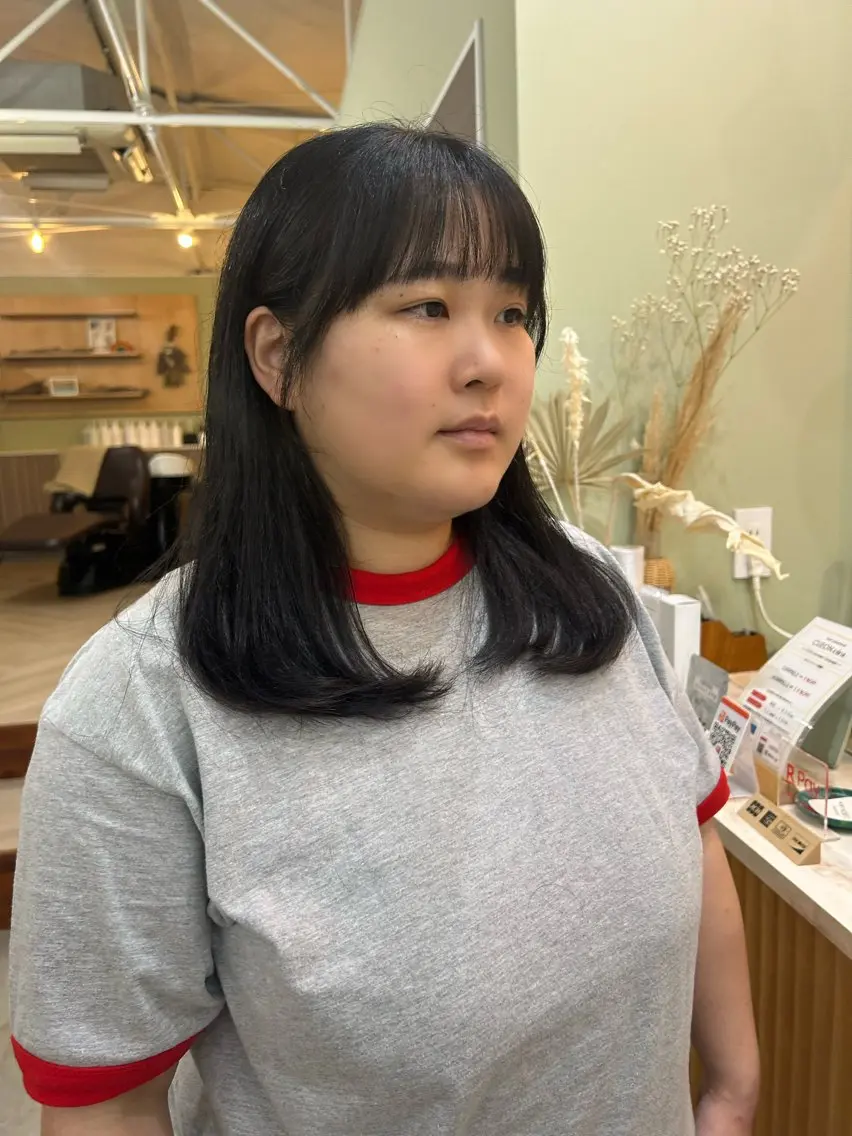 ロング 顔周りカット 君島 花楓のヘアスタイル