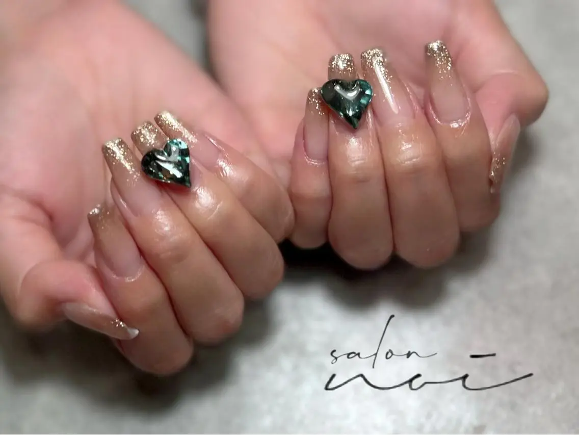 ネイル グラデーション ハンドネイル salon noiのネイルデザイン