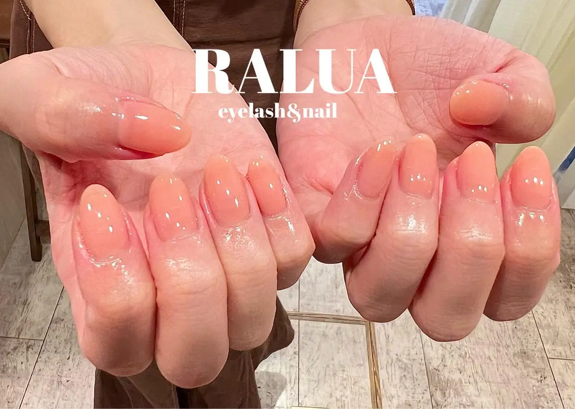 ネイル RALUA shiori🐰のネイルデザイン