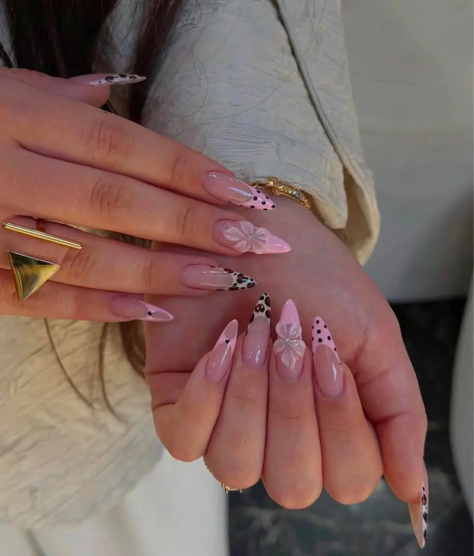 ネイル アートネイル ジェルネイル 韓国ネイル ニュアンスネイル シンプルネイル ハンドネイル ハンドケア Anna Melia Nailのネイルデザイン