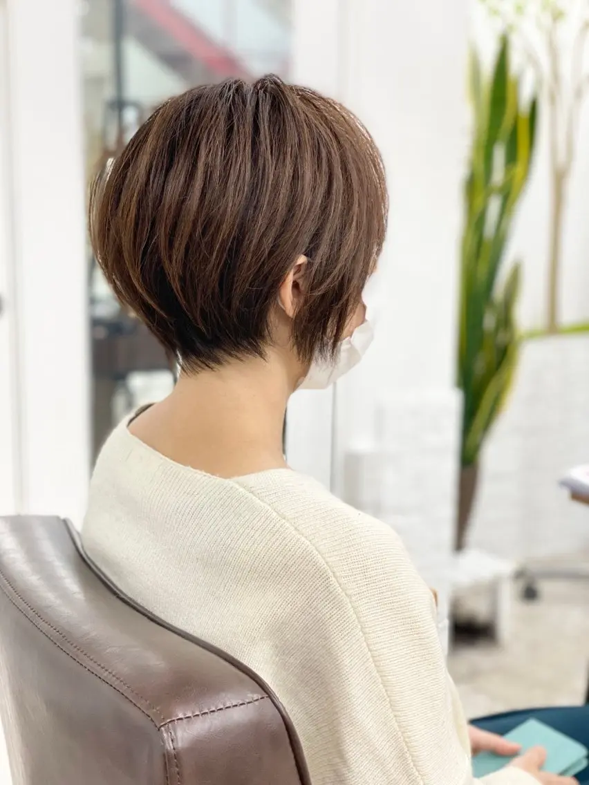 ショート ✨ハイライト特化 小澤✨のヘアスタイル