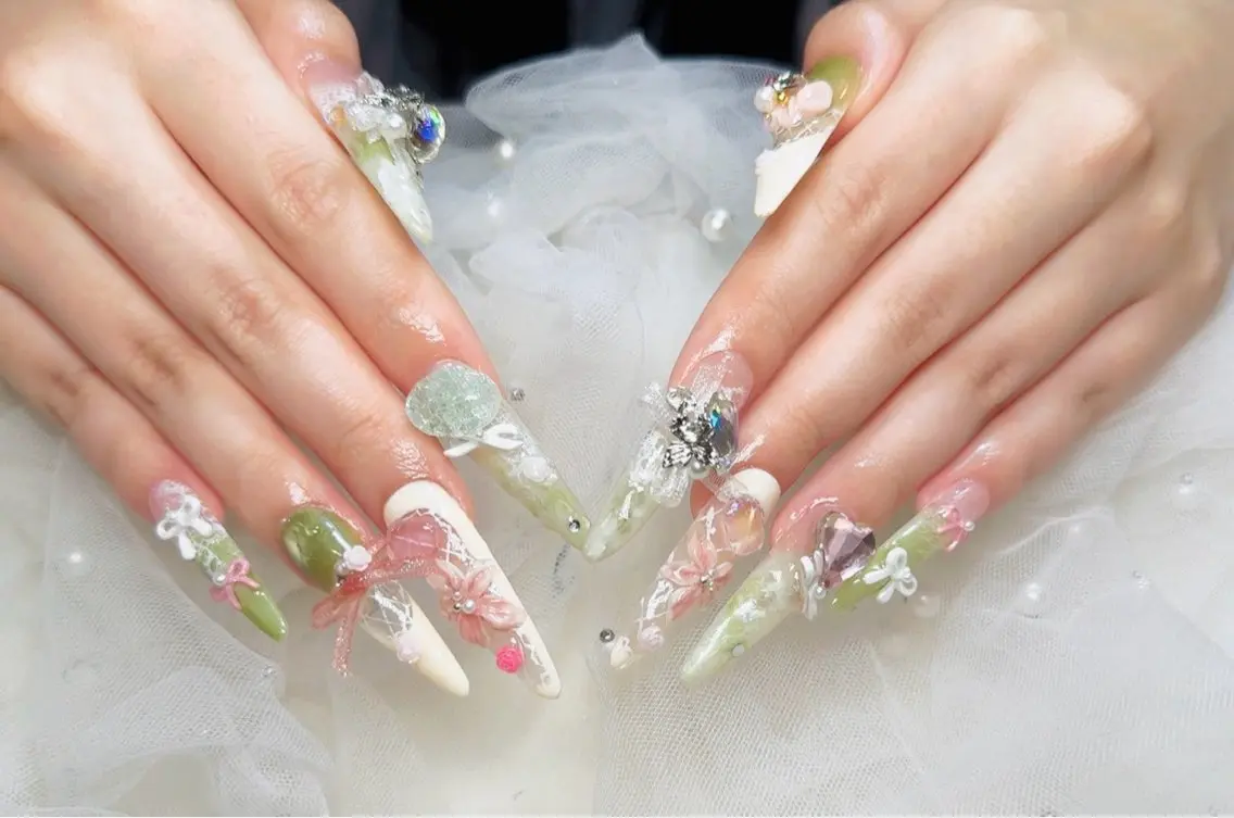 ネイル ハンドネイル リセス 高田馬場💎のネイルデザイン