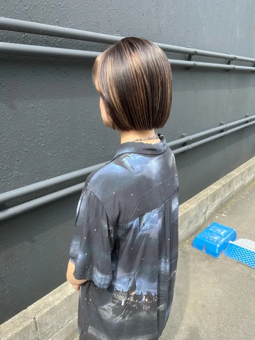 ショート カラー ベージュカラー ハイライトカラー ボブ ハイライト カット ヘアカラー パーマ 縮毛矯正 トリートメント 千葉 郁也のヘアスタイル