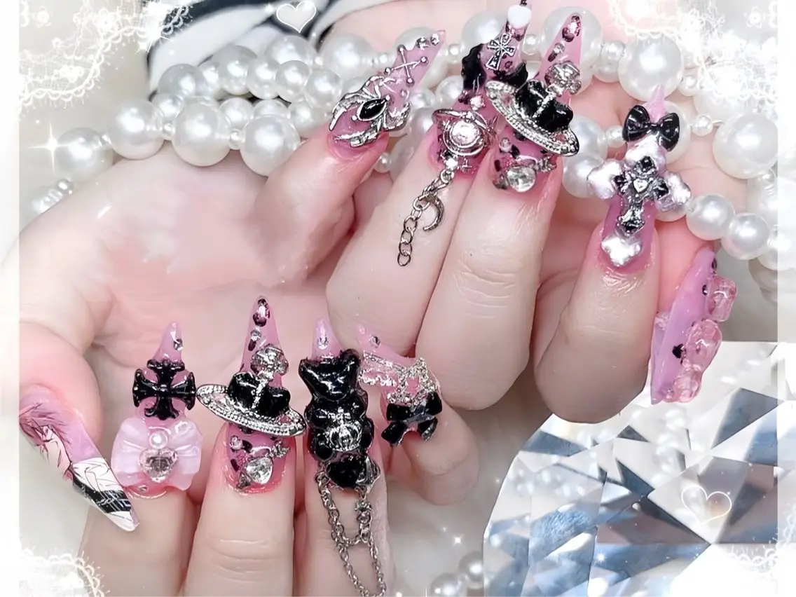 ネイル チークネイル フレンチネイル ガラスフレンチ グラデーション キラキラネイル ハンドネイル Rin Nail 新大久保店のネイルデザイン