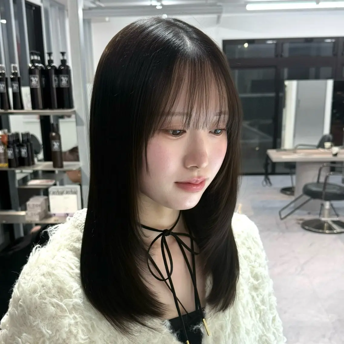 セミロング レイヤーカット 縮毛矯正 カット ヘアカラー 縮毛矯正 鍋田/ 渋谷/ 縮毛矯正／レイヤーのヘアスタイル