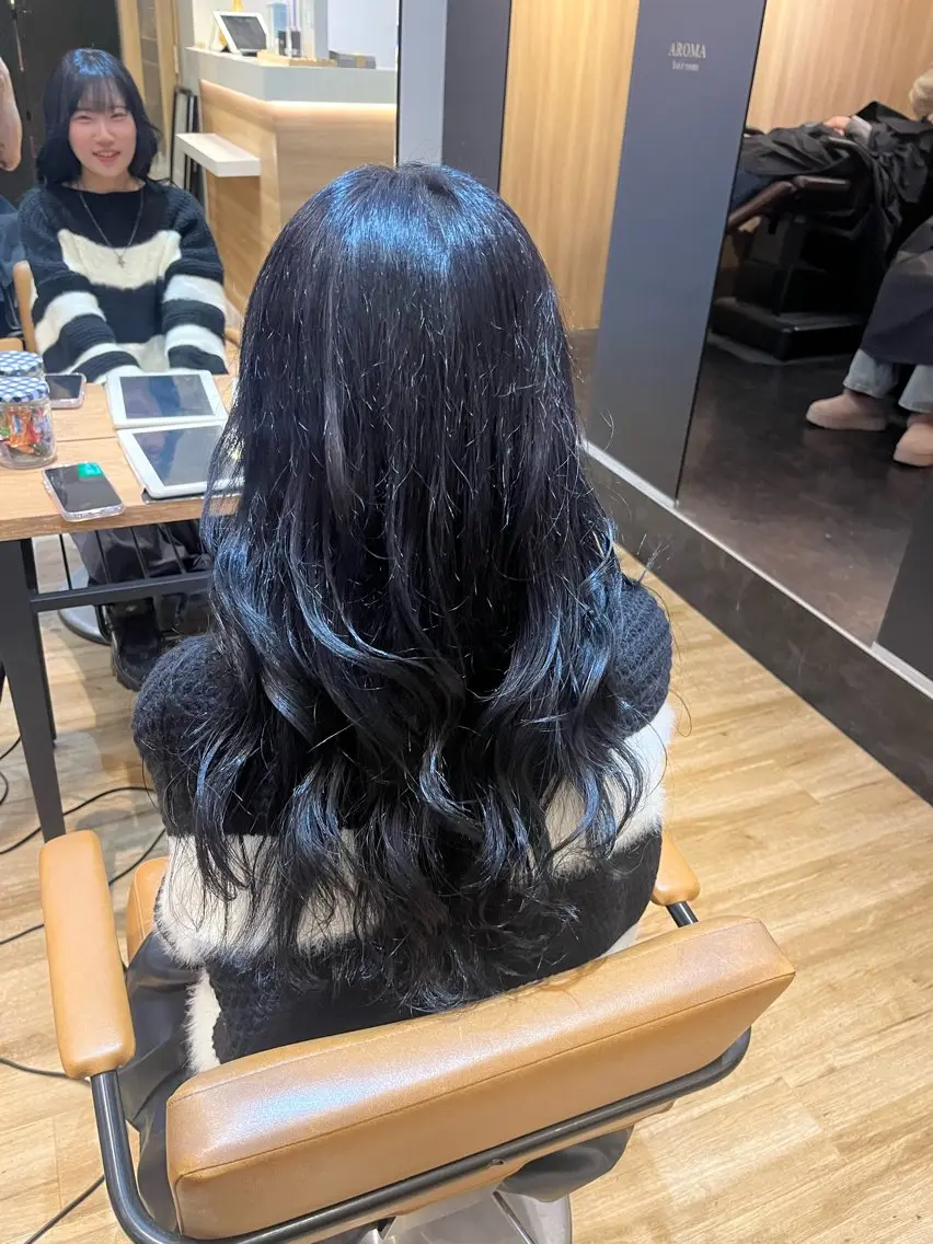 ロング カラー 黒髪 ブルーカラー ブルーブラック 💖トレンド春夏 カラー💖FUTAのヘアスタイル