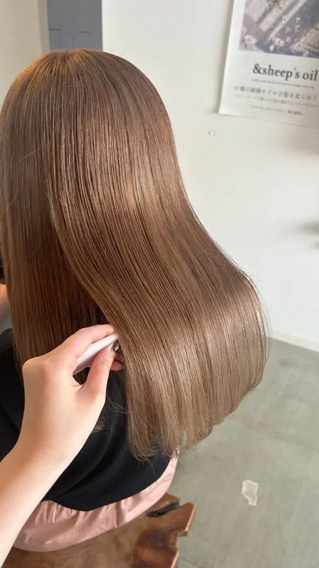 ロング カラー カット ヘアカラー トリートメント 砂野 真璃奈のヘアスタイル