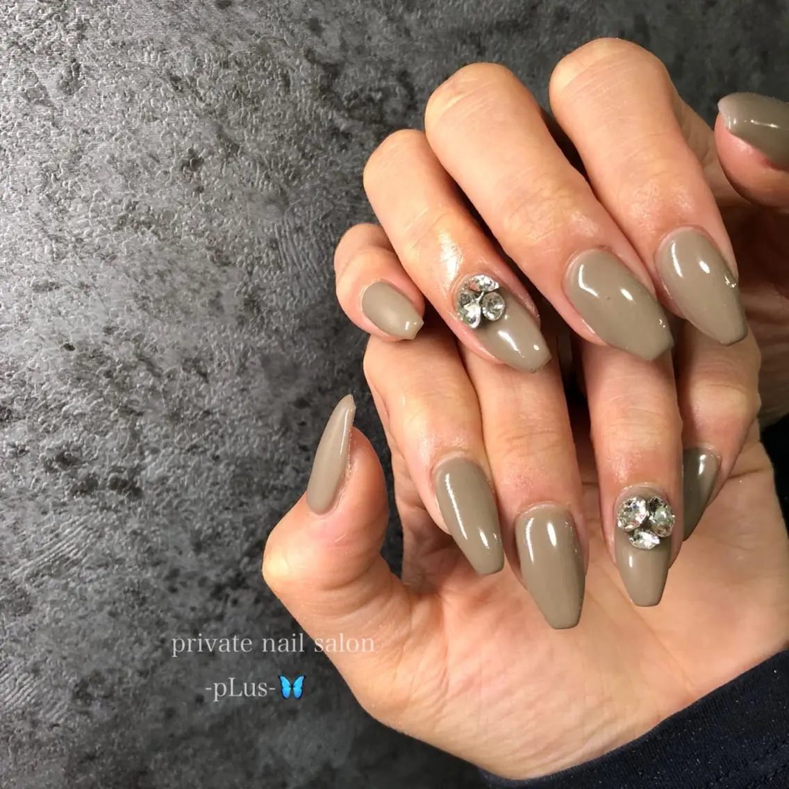 ネイル ストーンネイル nail salon 7 _seven_のネイルデザイン