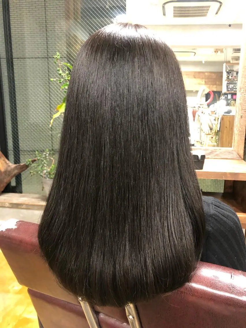 ミニモSALE🔴カット+炭酸ヘッドスパシャンプー(20分)+トリートメント+スタイリング※ロング料金なしの写真